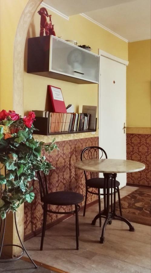 Hostel Posh Backpackers Riga