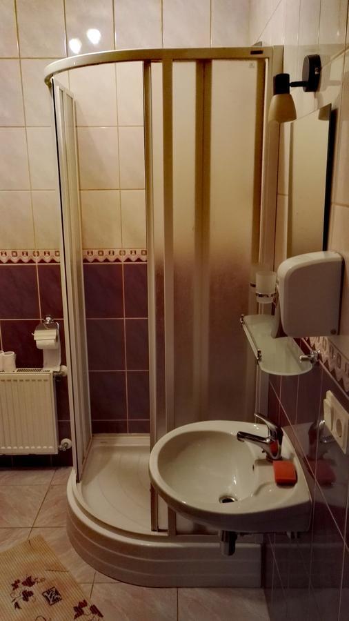 Posh Backpackers Hostel
